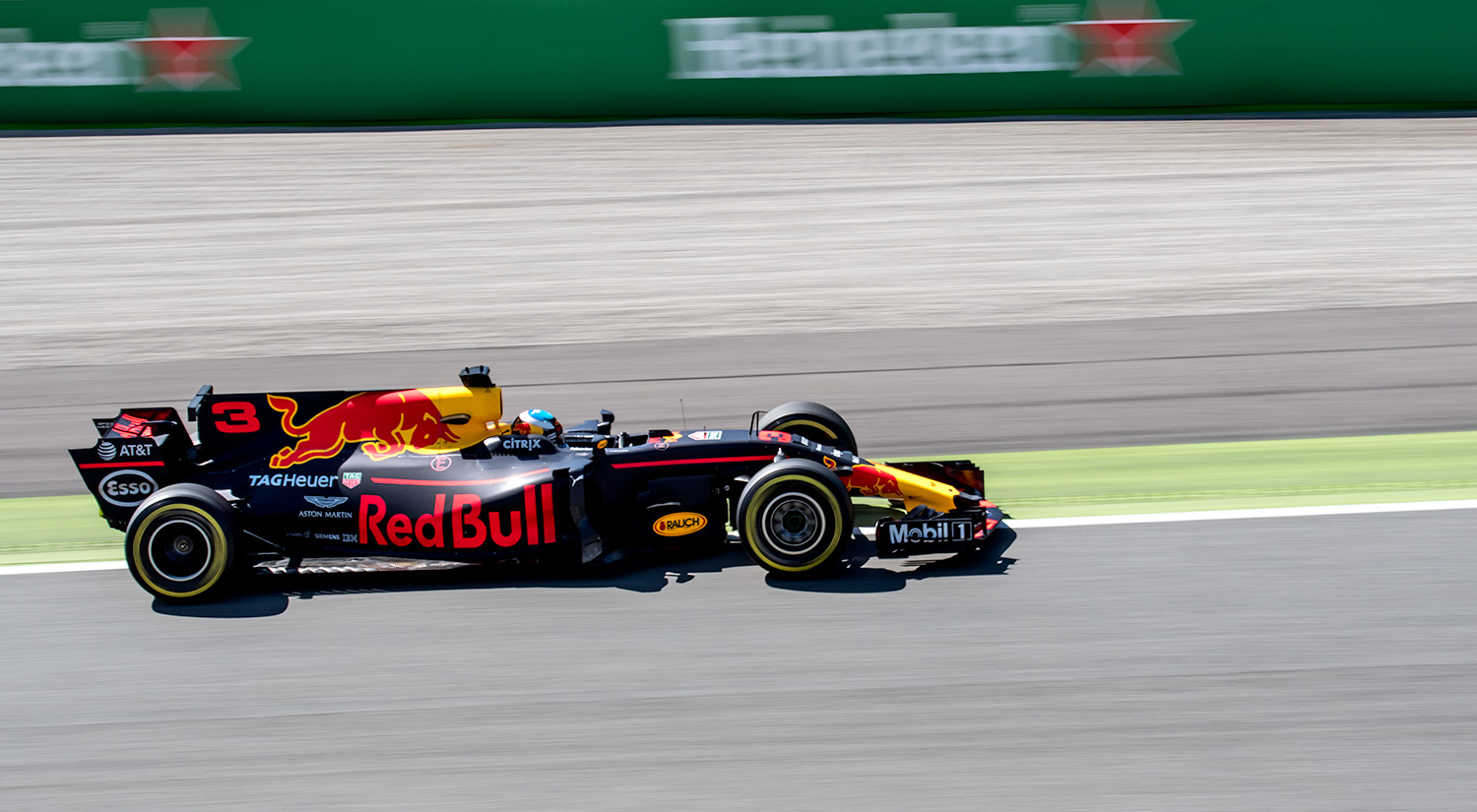 Daniel Ricciardo - Red Bull Racing, Monza,  2017
