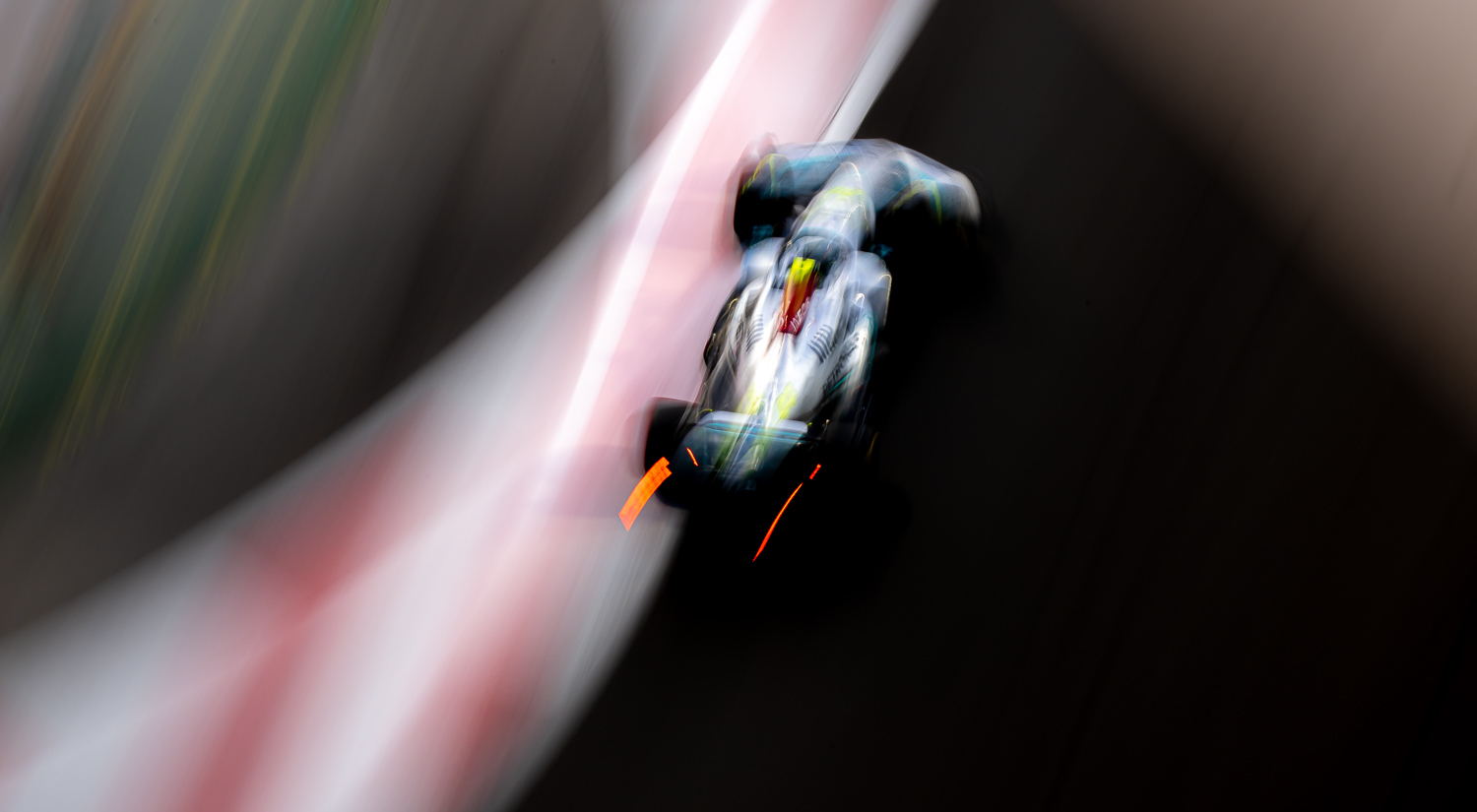 Lewis Hamilton - Mercedes, Yas Marina, 2022
