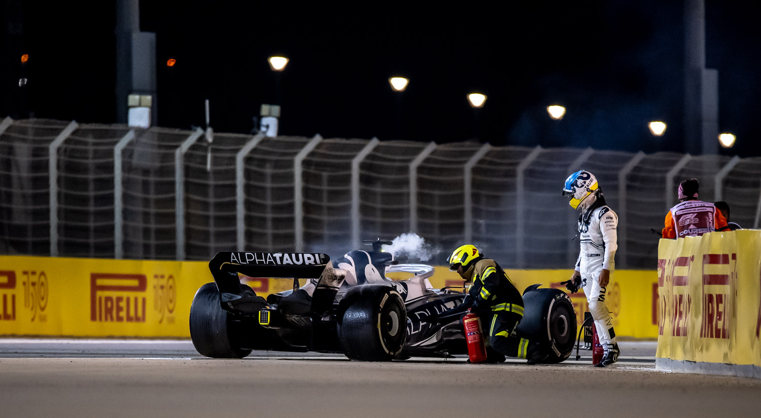 Pierre Gasly - AlphaTauri, Bahrain International Circuit, 2022