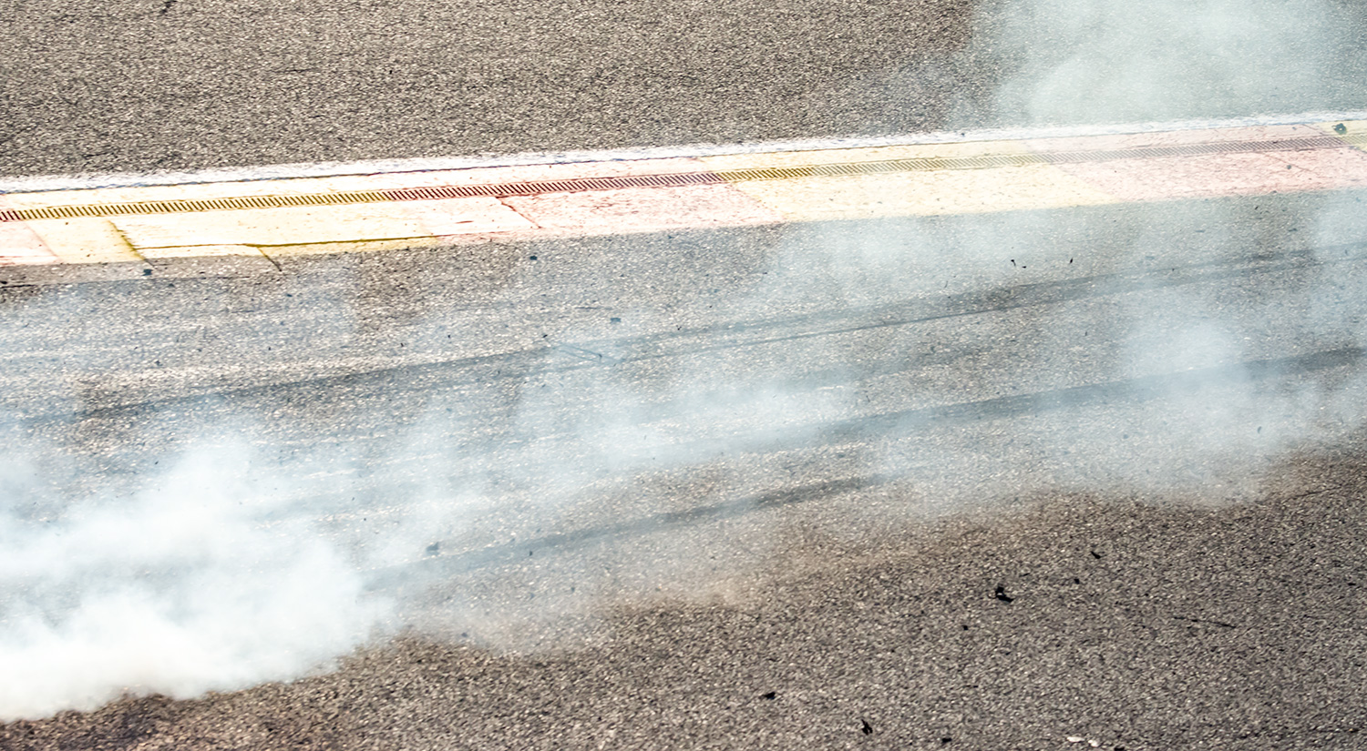 Stefan Mücke Ford about to crash at Eau Rouge,  6 Hours of Spa-Francorchamps, Belgium, 2016